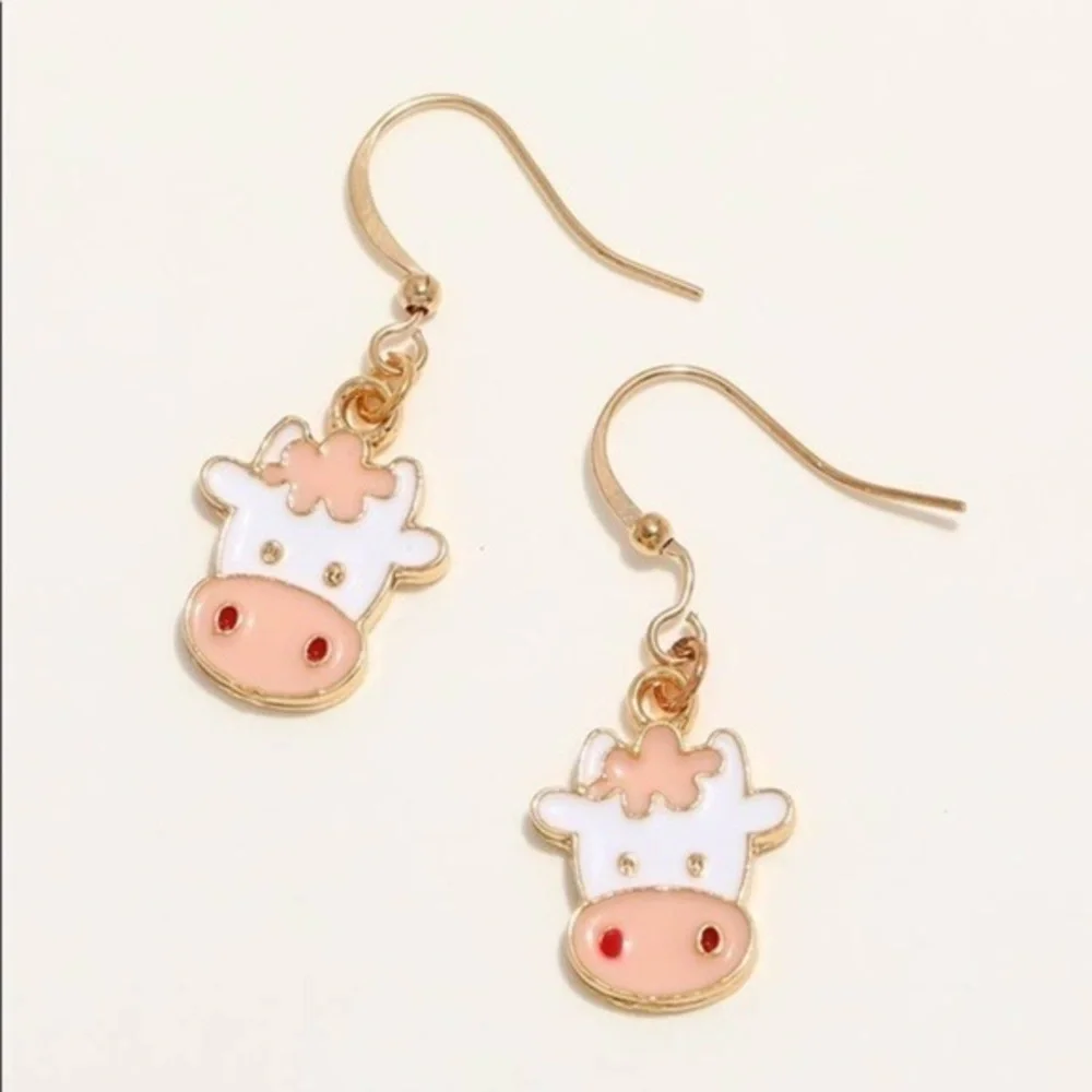 3/$30 💛 Cow Charm Earrings